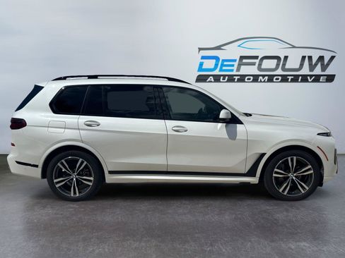 Used 2026 BMW X7 xDrive40i AWD/4WD image 12
