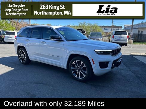 Used 2023 Jeep Grand Cherokee Overland w/ Luxury Tech Group IV AWD/4WD image 1