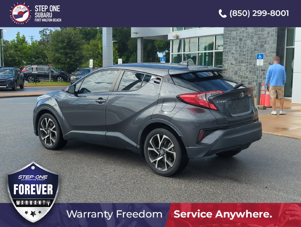 Used 2022 Toyota C-HR XLE FWD image 5