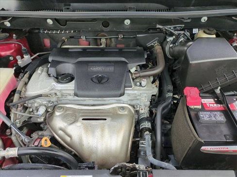 Used 2018 Toyota RAV4 XLE FWD image 22