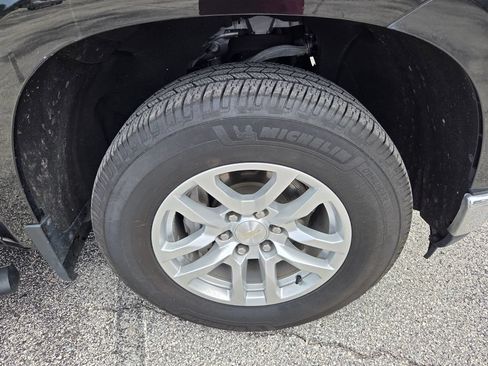 Used 2019 Chevrolet Silverado 1500 LT w/ All-Star Edition RWD image 18