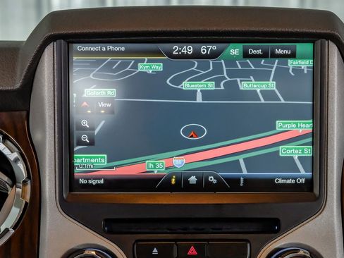 Used 2016 Ford F250 Lariat w/ Lariat Interior Package image 19