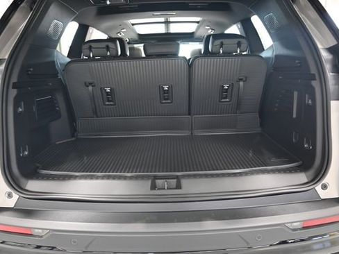New 2026 GMC Acadia AT4 w/ Luxury Package AWD/4WD image 28