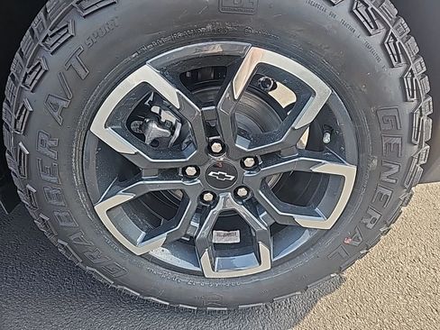 New 2026 Chevrolet Equinox ACTIV image 9