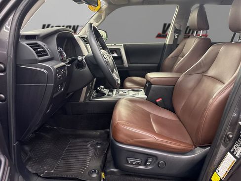 Used 2021 Toyota 4Runner Limited image 9