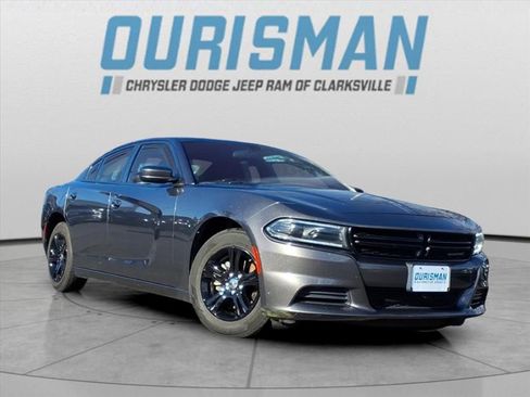 Used 2022 Dodge Charger SXT image 1