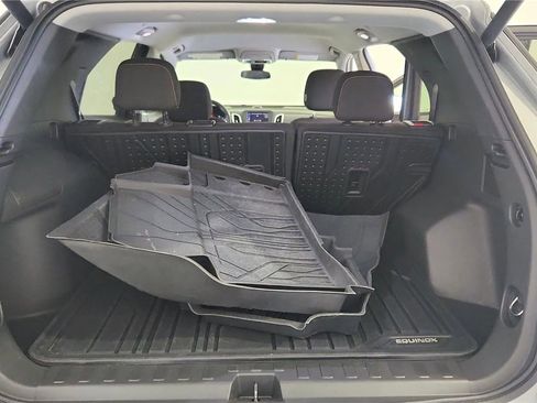 Used 2024 Chevrolet Equinox LT w/ LPO, Floor Liner Package image 19