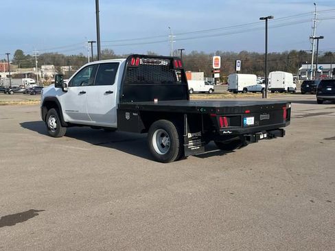 New 2025 GMC Sierra 3500 Pro w/ Convenience Package image 6