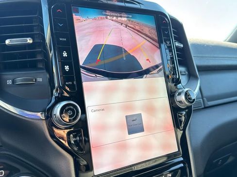 Used 2025 RAM 1500 Laramie image 20