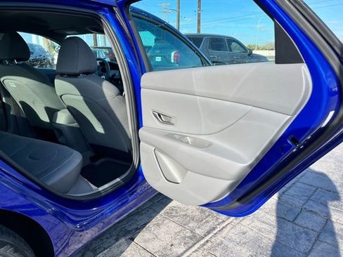 New 2026 Hyundai Elantra Sport FWD image 19