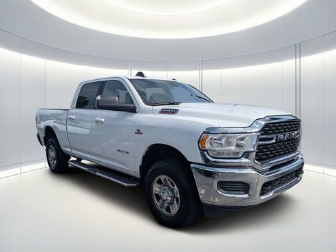 Used 2022 RAM 2500 Big Horn AWD/4WD image 1