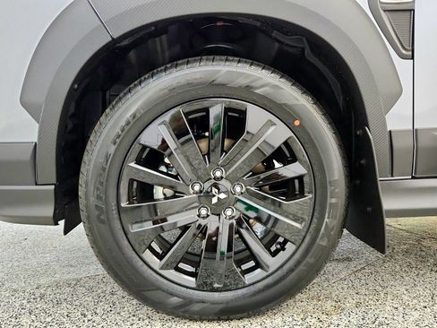 Used 2025 Mitsubishi Outlander Sport AWD image 30