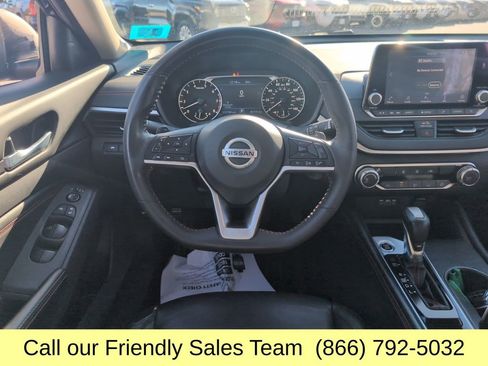 Used 2022 Nissan Altima 2.5 SR image 16