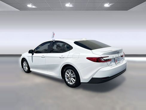 Certified 2025 Toyota Camry LE w/ Convenience Package FWD image 3