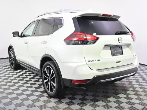 Used 2018 Nissan Rogue SL w/ Premium Package AWD/4WD image 4