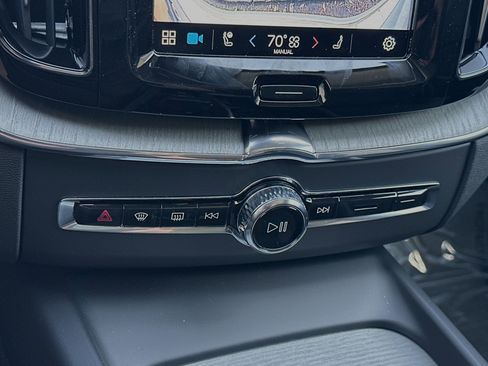 New 2025 Volvo XC60 T8 Plus w/ Protection Package Premier image 19