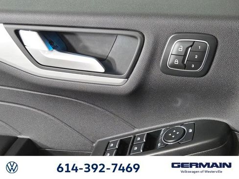 Used 2024 Ford Escape Platinum AWD/4WD image 23