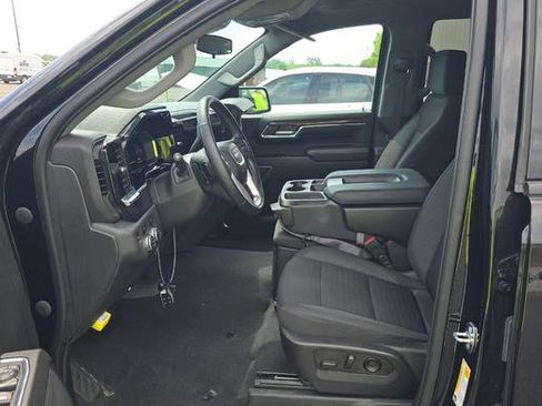 Used 2023 GMC Sierra 1500 Elevation AWD/4WD image 3