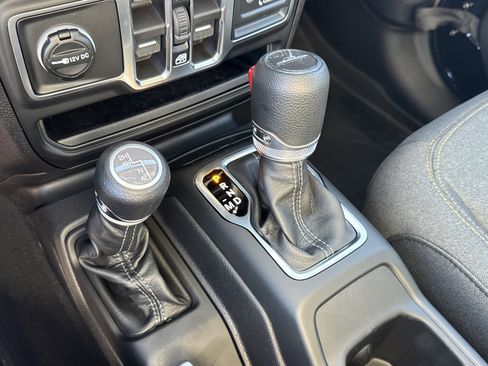 New 2026 Jeep Gladiator Sport image 20