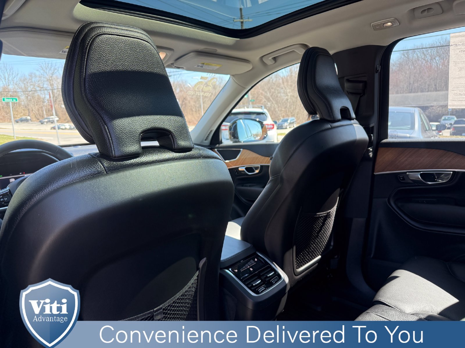 Certified 2025 Volvo XC90 B6 Plus w/ Protection Package Premier AWD/4WD image 21