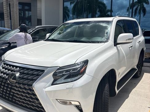 Used 2021 Lexus GX 460 Premium w/ Premium Package AWD/4WD image 2