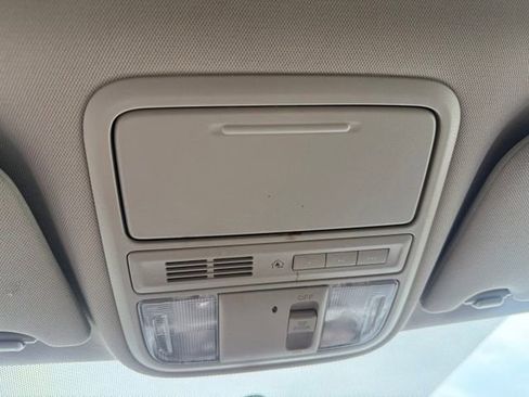 Used 2014 Honda Odyssey EX image 30