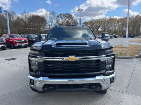 Used 2024 Chevrolet Silverado 2500 LT w/ All Star Edition image 11