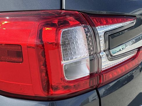 Used 2024 Subaru Ascent Touring AWD/4WD image 10