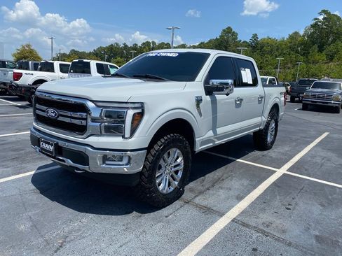 Certified 2024 Ford F150 Lariat w/ Tow/Haul Package AWD/4WD image 3