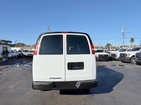 Used 2007 Chevrolet Express 2500 Extended image 7