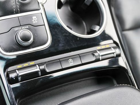 Used 2021 Kia Stinger GT-Line image 21