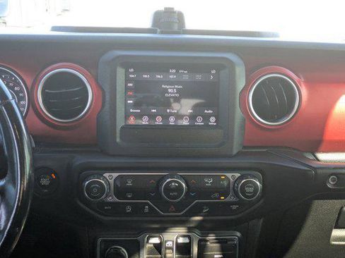 Certified 2019 Jeep Wrangler Unlimited Rubicon w/ Steel Bumper Group image 15