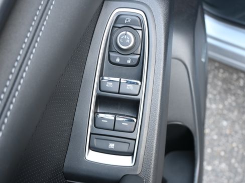 Certified 2025 Subaru Ascent Limited image 15