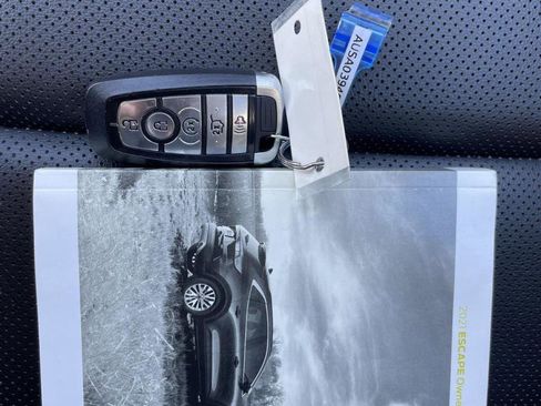 Used 2021 Ford Escape Titanium w/ Class II Trailer Tow Package image 21