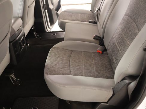 Used 2016 RAM 1500 Big Horn image 12