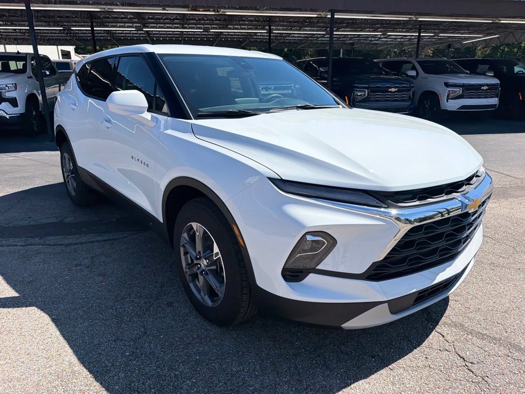 New 2026 Chevrolet Blazer LT FWD image 3