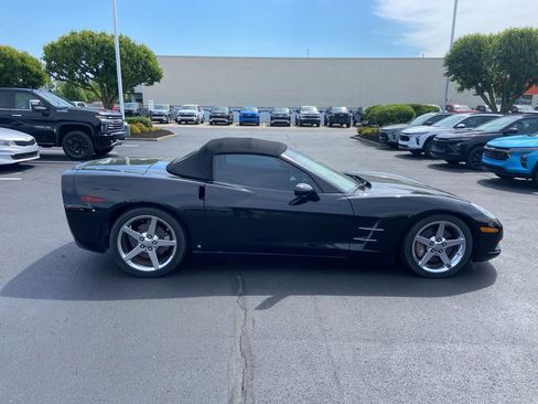 Used 2007 Chevrolet Corvette Convertible w/ Preferred Equipment Group RWD image 9