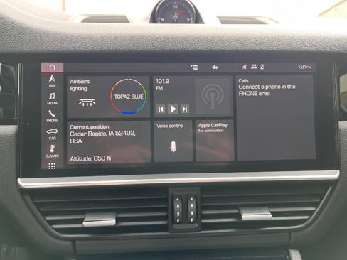 Used 2020 Porsche Cayenne image 15