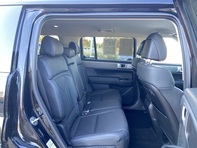 Used 2026 Hyundai Santa Fe SEL FWD image 14