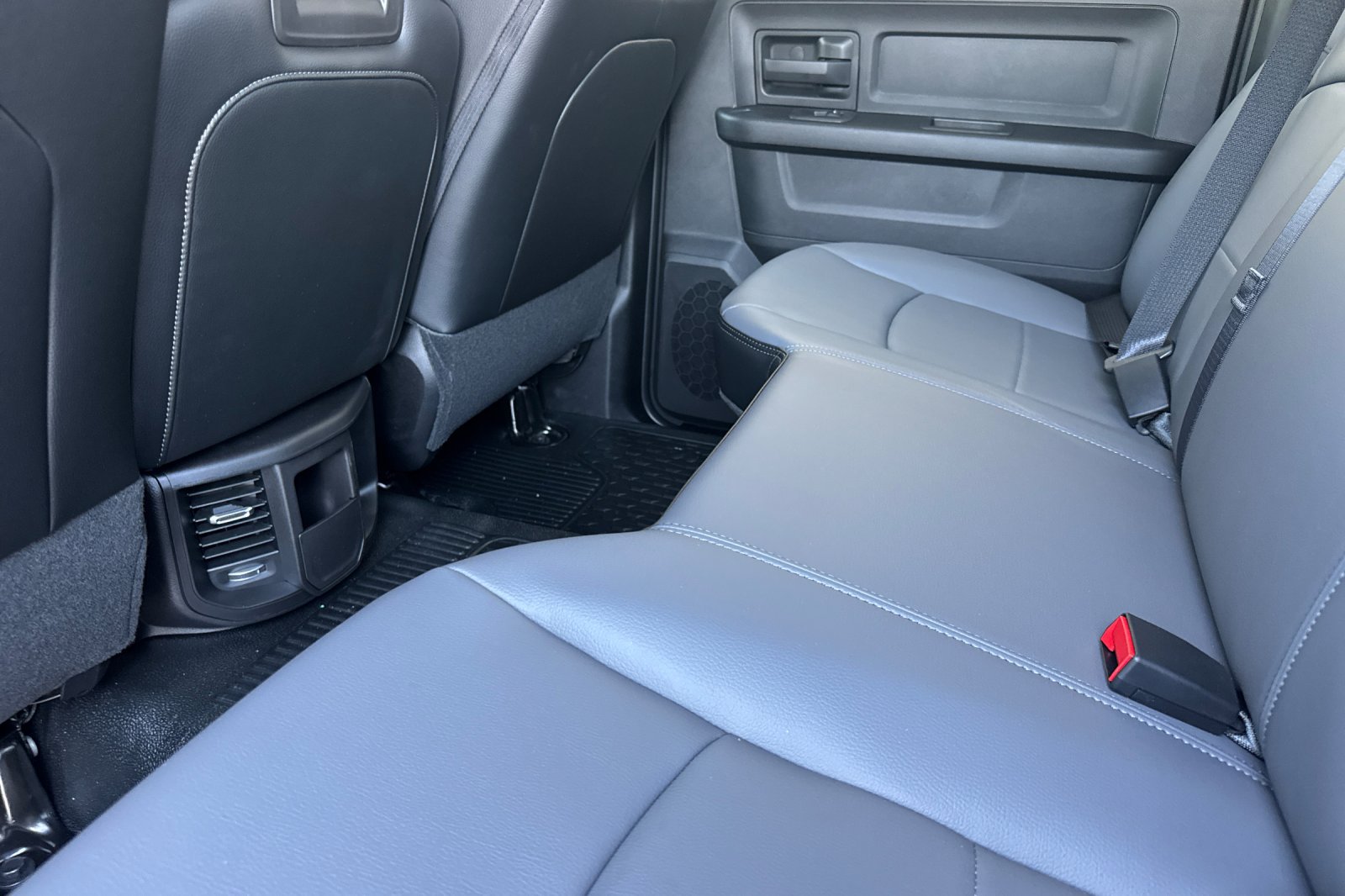 New 2027 RAM 5500 Tradesman AWD/4WD image 11