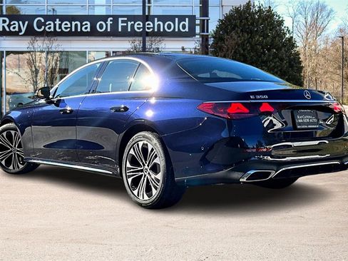 New 2026 Mercedes-Benz E 350 4MATIC Sedan image 3