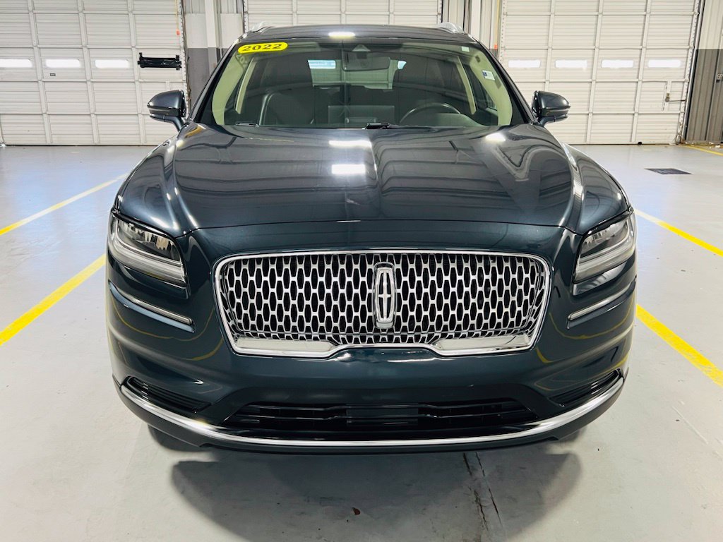 Used 2022 Lincoln Nautilus FWD image 12