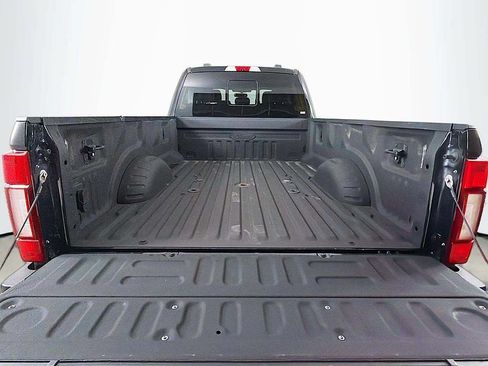 Used 2021 Ford F450 Lariat w/ Lariat Ultimate Package AWD/4WD image 17
