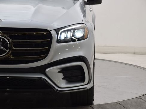 Used 2026 Mercedes-Benz GLS 450 4MATIC image 10