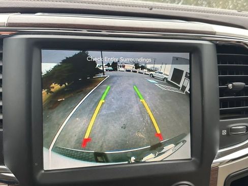 Used 2017 RAM 1500 Laramie w/ Convenience Group image 23