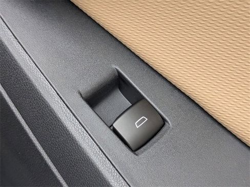 New 2026 Chevrolet Equinox ACTIV image 32