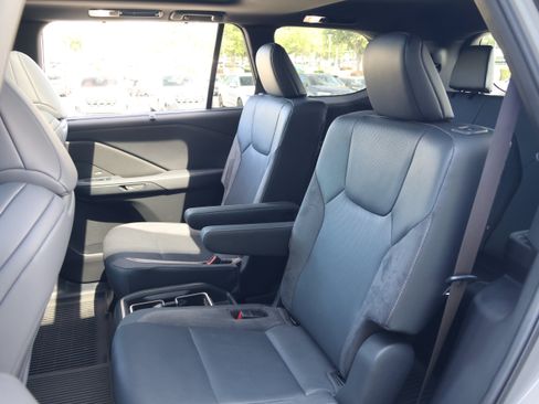 Certified 2024 Lexus TX 500h AWD w/ Technology Package image 38