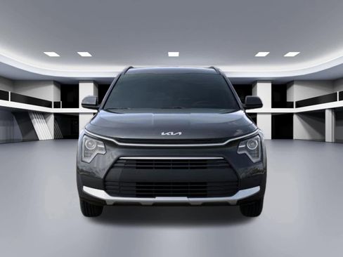New 2026 Kia Niro LX image 2