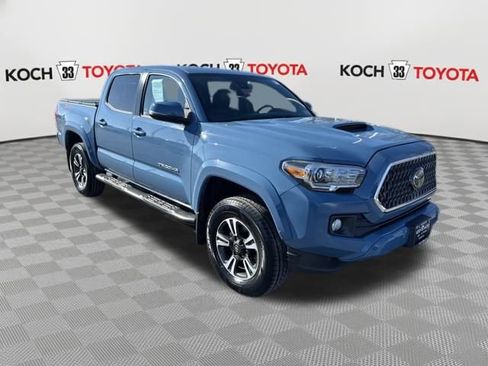 Used 2019 Toyota Tacoma TRD Sport image 36