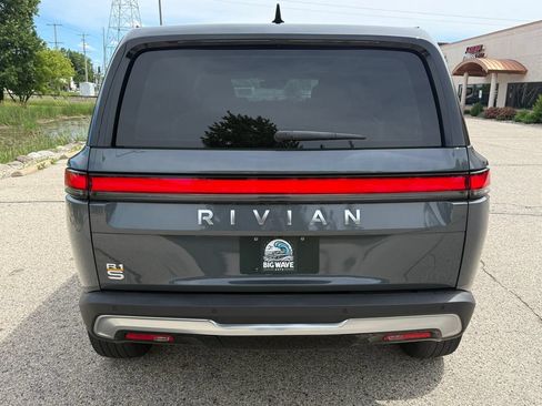 Used 2023 Rivian R1S Launch Edition AWD/4WD image 4